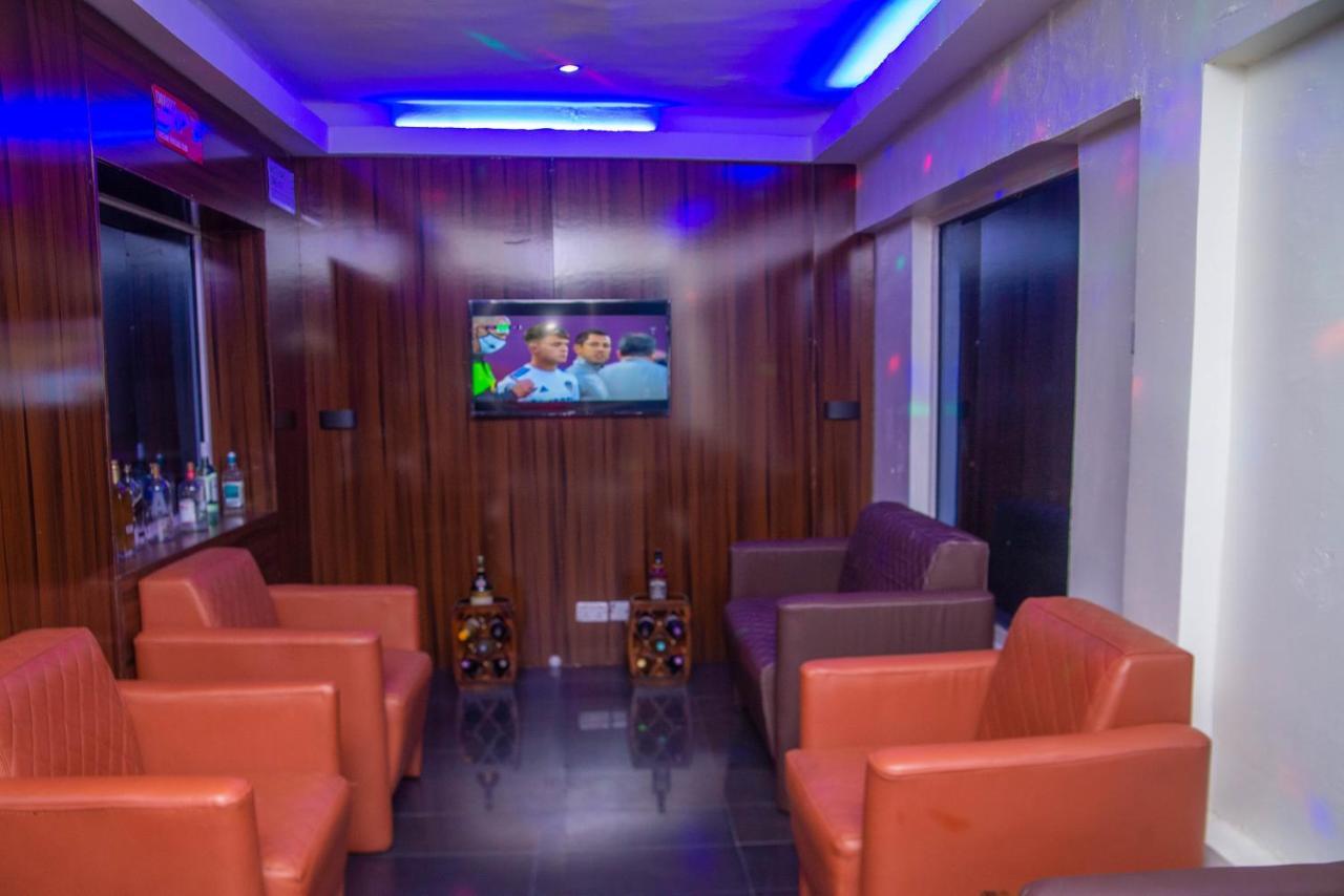 Posh Hotel&Suites Lagos Exteriér fotografie