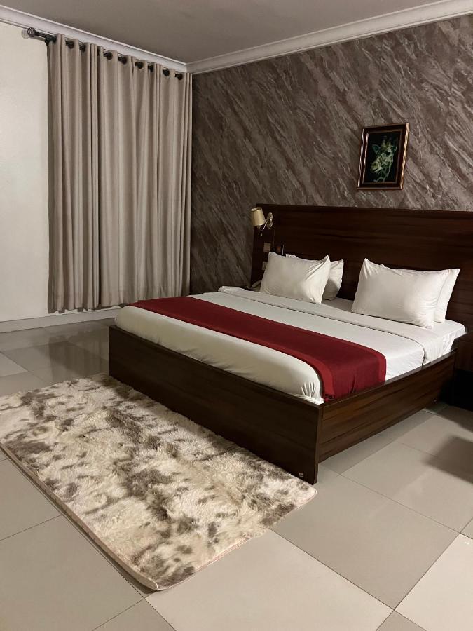 Posh Hotel&Suites Lagos Exteriér fotografie